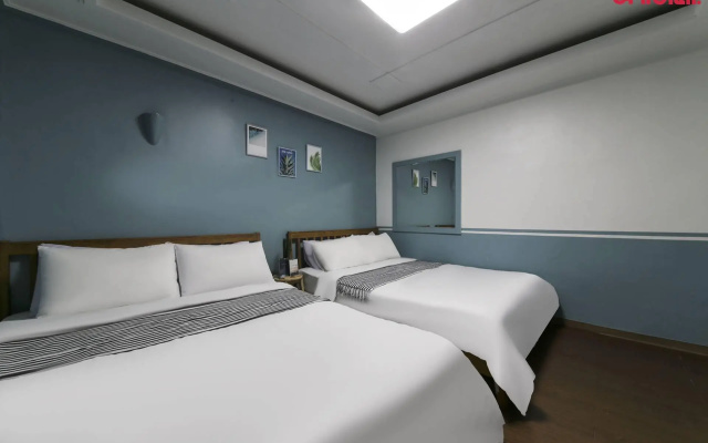 Ultari Hostel