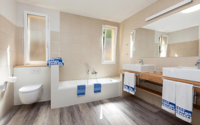 Aparthotel Florasol