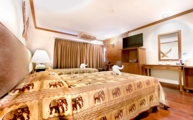 Royal Ivory Sukhumvit Nana