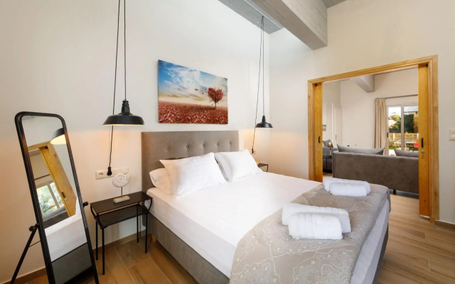 Senses Suite Ena in Dassia