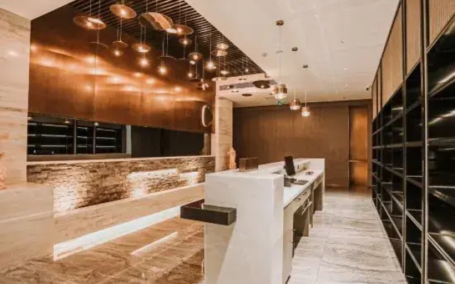 Heyue Holiday Hotel