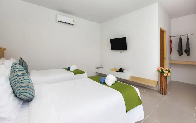 Andaman Sea Best Pool Access and Villas