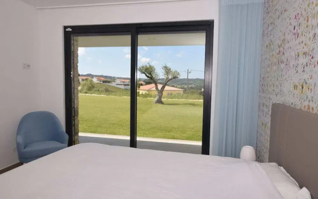 Villa in Alcobaca With Private Pool