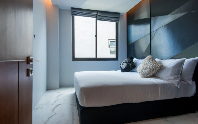 Glam Habitat Hotel