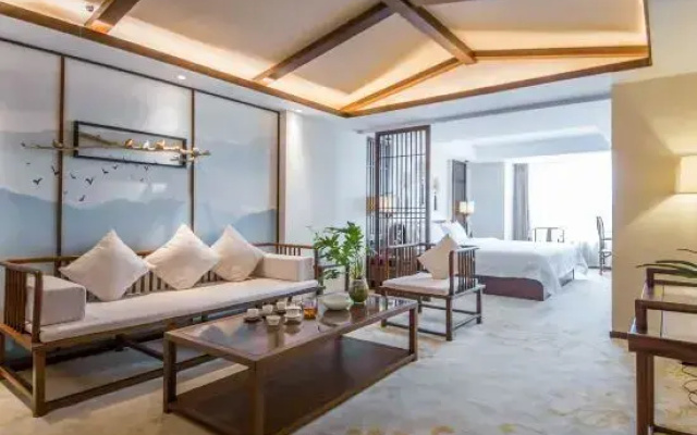 Floral Hotel· Juyi Hotel(Suining Wanda Plaza Government Service Center Store)
