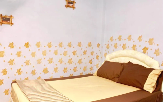 Variety D-Day Hostel  Hua-Hin