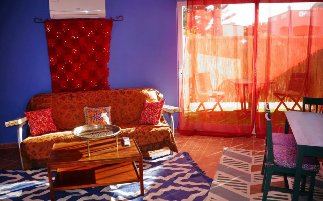 Inn Seventies Cheap & Chic II