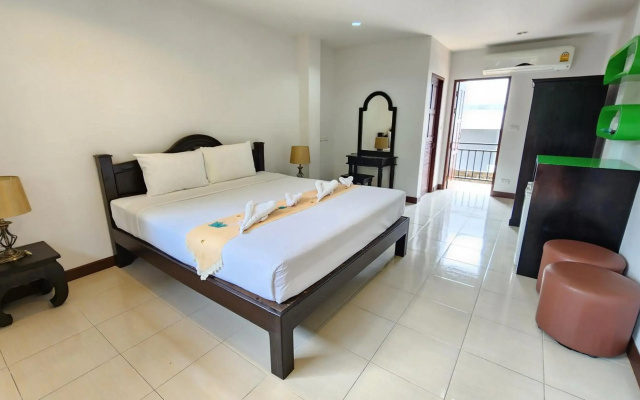 Panupong Hotel
