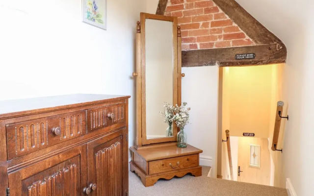Tolldish Cottage