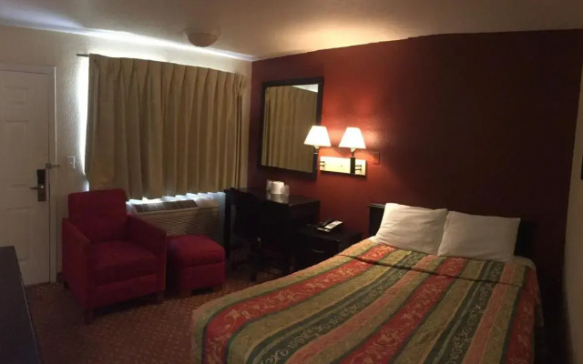 Hilltop Inn Suites