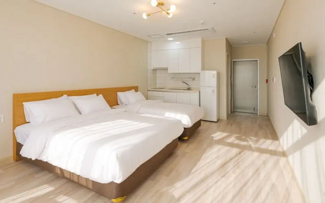 Yeosu Koji Hotel