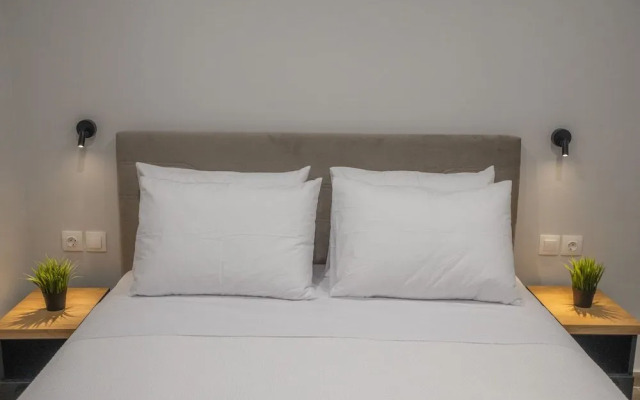 Raise Averof Serviced Apartments