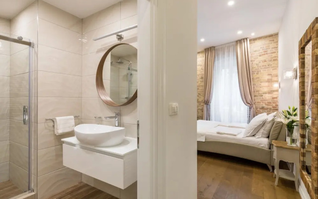 Staytosee - Diocletian's Rooms