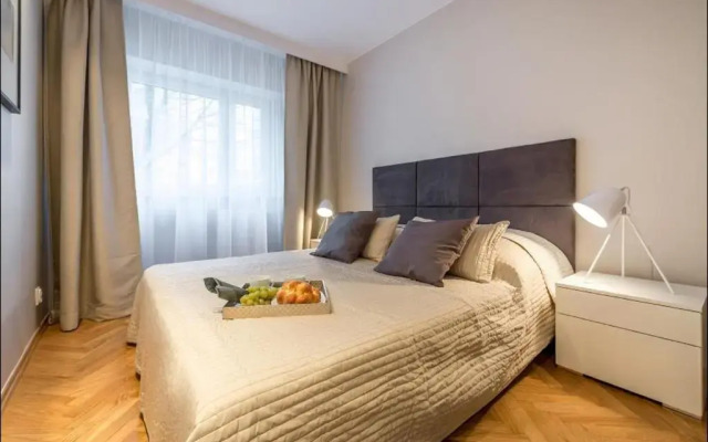 Chmielna Warsaw Cental Station P&O Serviced Apartments