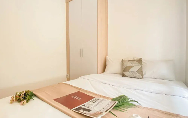 Basic Style And Compact 2Br Apartment At Vittoria Residence