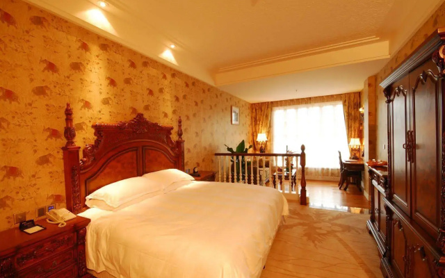 The First World Hotel