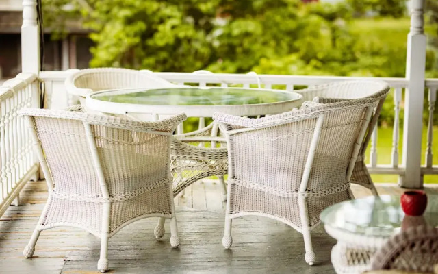 Hudson Manor Bed and Breakfast