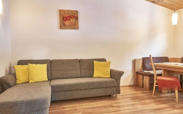 Agnesn, Apartmenthaus