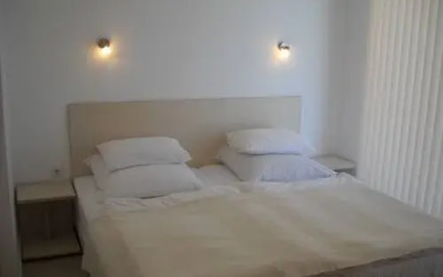 Hotel Romance