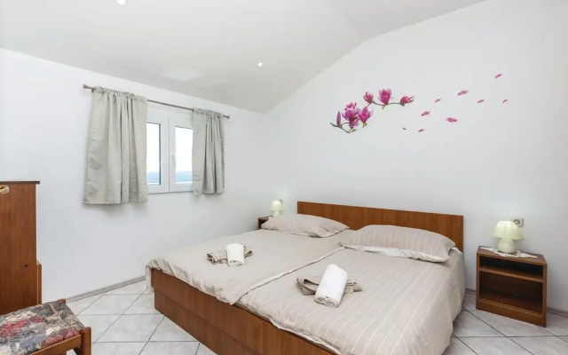 Beautiful Home in Crikvenica With Wifi and 2 Bedrooms