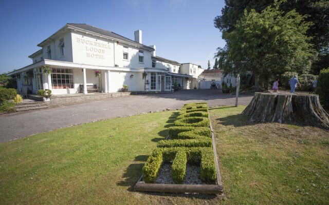 Buckerell Lodge Hotel вид на фасад