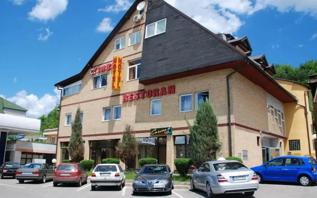 Hotel Imzit Dobrinja