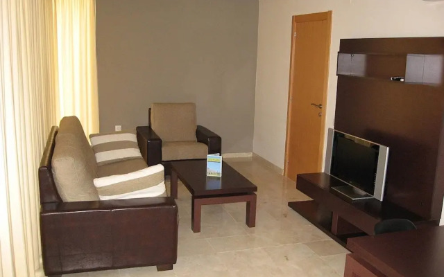 La Escala Apartment Near Beach for 3