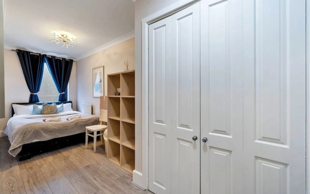 Apartment in Wapping Near Tower of London