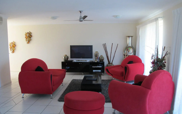 Rose Bay Resort
