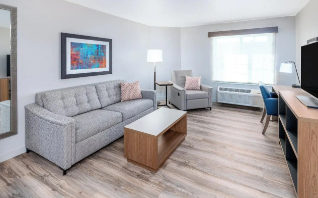 Candlewood Suites Denver Northeast - Brighton