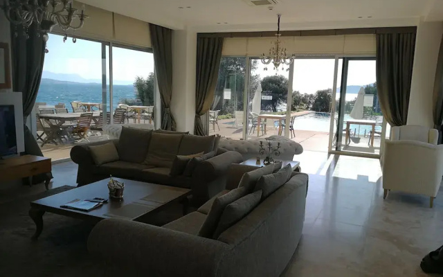 Egesu Marina Guest House