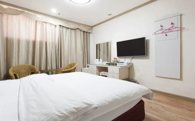 NS Hotel