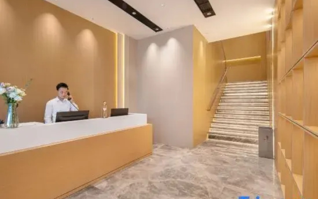 SOVIS Meipu Hotel (Qianhai Mawan Subway Station)