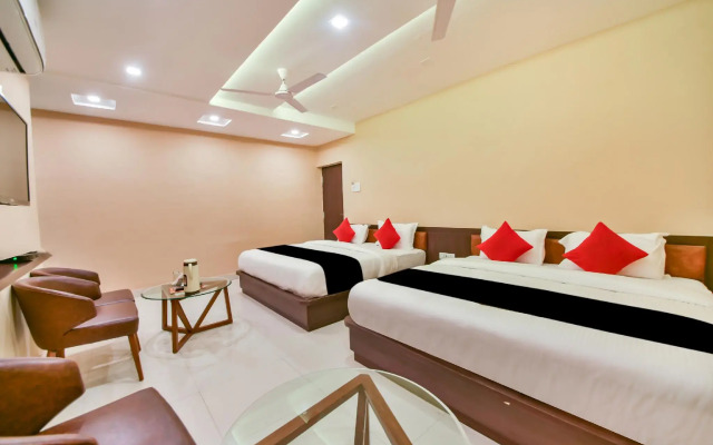 Collection O 991 Hotel Bharat