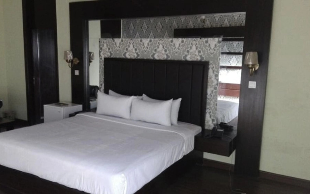 Hotel Best One - Multan