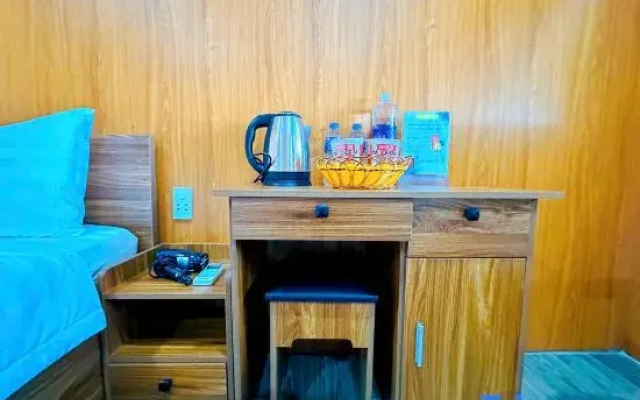 Khu Camping & Homestay Ven Bien