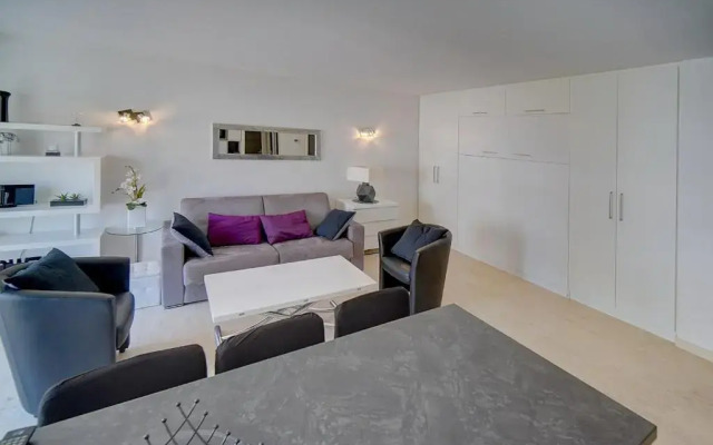 IMMOGROOM - 5 min from beach -Terrace - AC - Parking