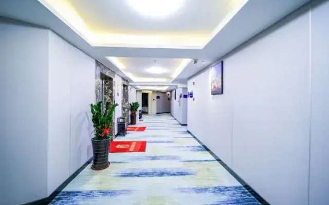 Super 8 Selected Hotel (Fuzhou IKEA Shangyang Metro Station Branch)
