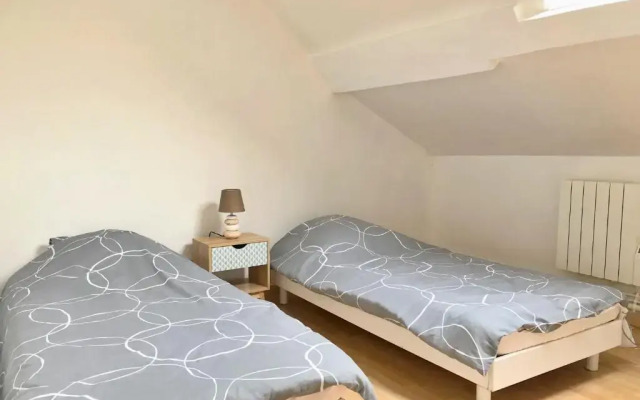 Duplex 2 chambres 4 personnes - Bourg de Saclay