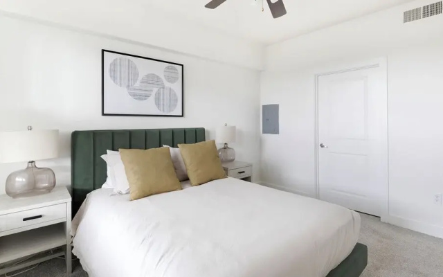 Landing Apartments - North Dallas