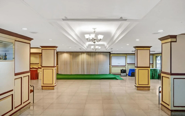 Super OYO Townhouse OAK Hotel Belsons Taj Mahal
