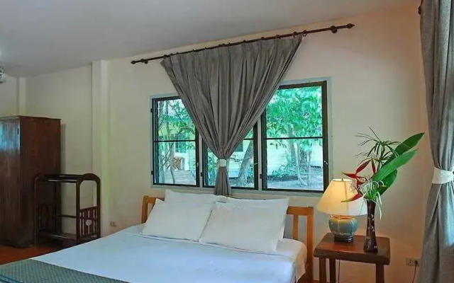 Country Lake Nature Lodge