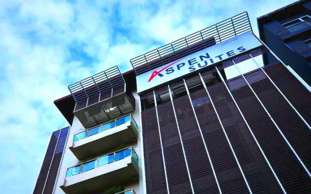 Отель Aspen Suites Бангкок вид на фасад