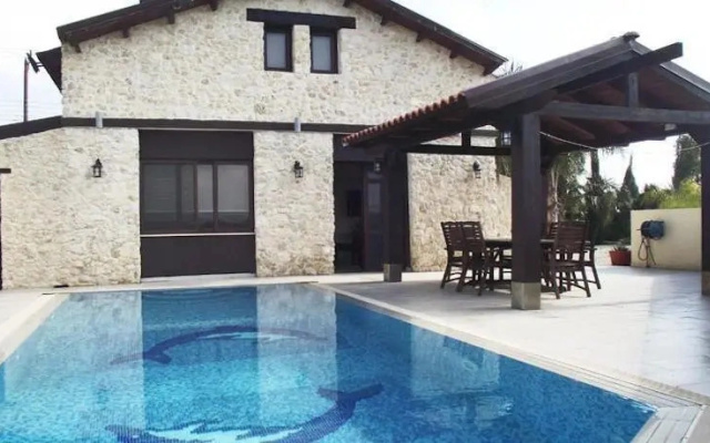Villa Stone