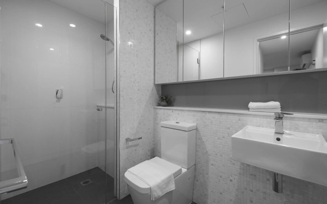 FS108c Exquisite and warm 1BR nest in Footscray Pool Gym