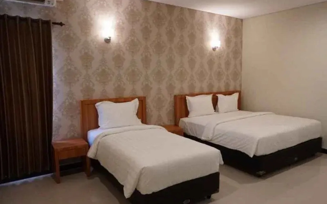 Go Hotel Maumere
