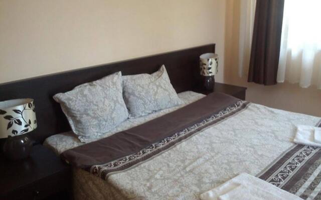 Отель Chavkova house Болгария, Сандански - отзывы, цены и фото номеров - забронировать отель Chavkova house онлайн вид на фасад