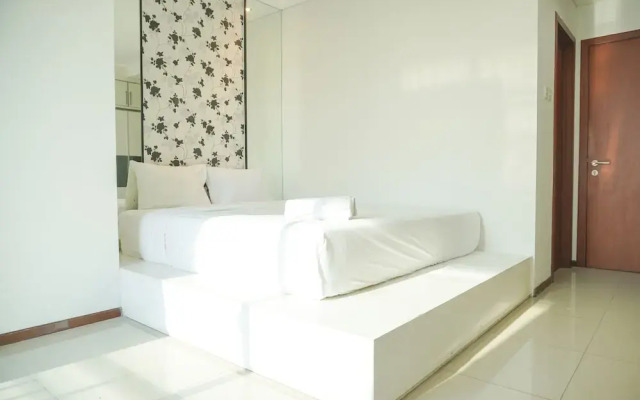 Modern And Homey 2Br Apartment Thamrin Residence