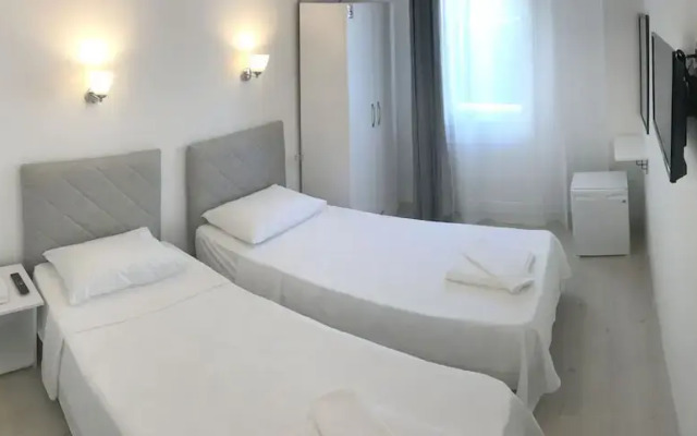 Windmill Hotel