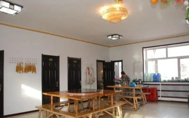 Yabuli Xueyou Boutique Hotel